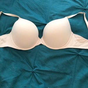 Nude 34DD Victoria secret push -up